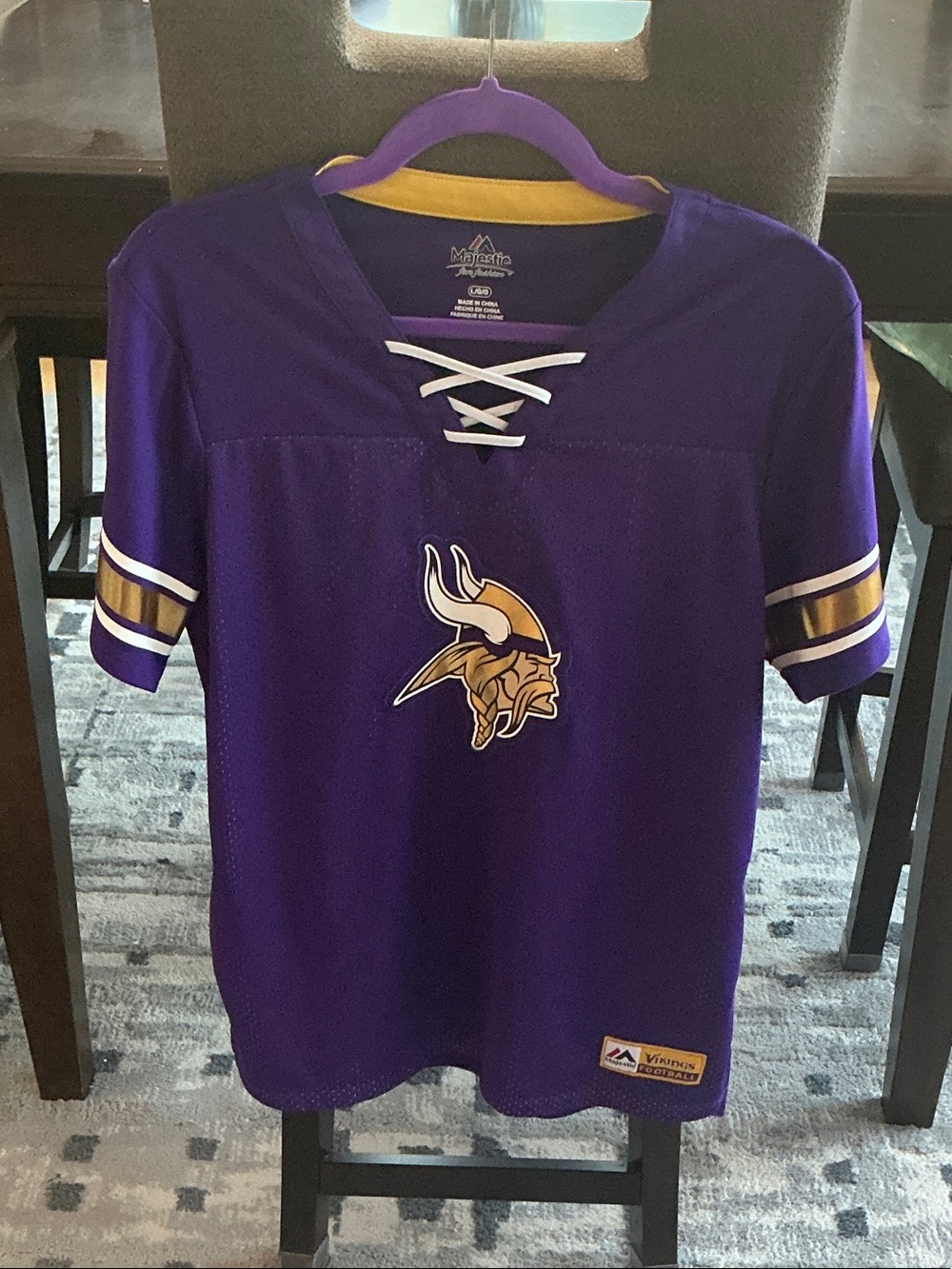 Majestic Purple Minnesota Vikings Lace-Up Womens Jersey - Like NEW!